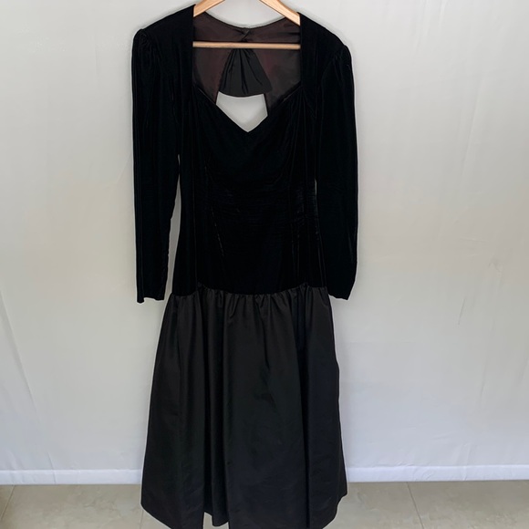 Gunne Sax Dresses & Skirts - Vintage GUNNE SAX by Jessica McClintock Velvet & Taffeta Dress Black Size Medium
